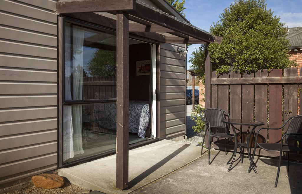 Trout 'N' Trail B&B Ranfurly Exterior photo