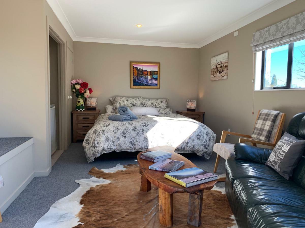 Trout 'N' Trail B&B Ranfurly Exterior photo